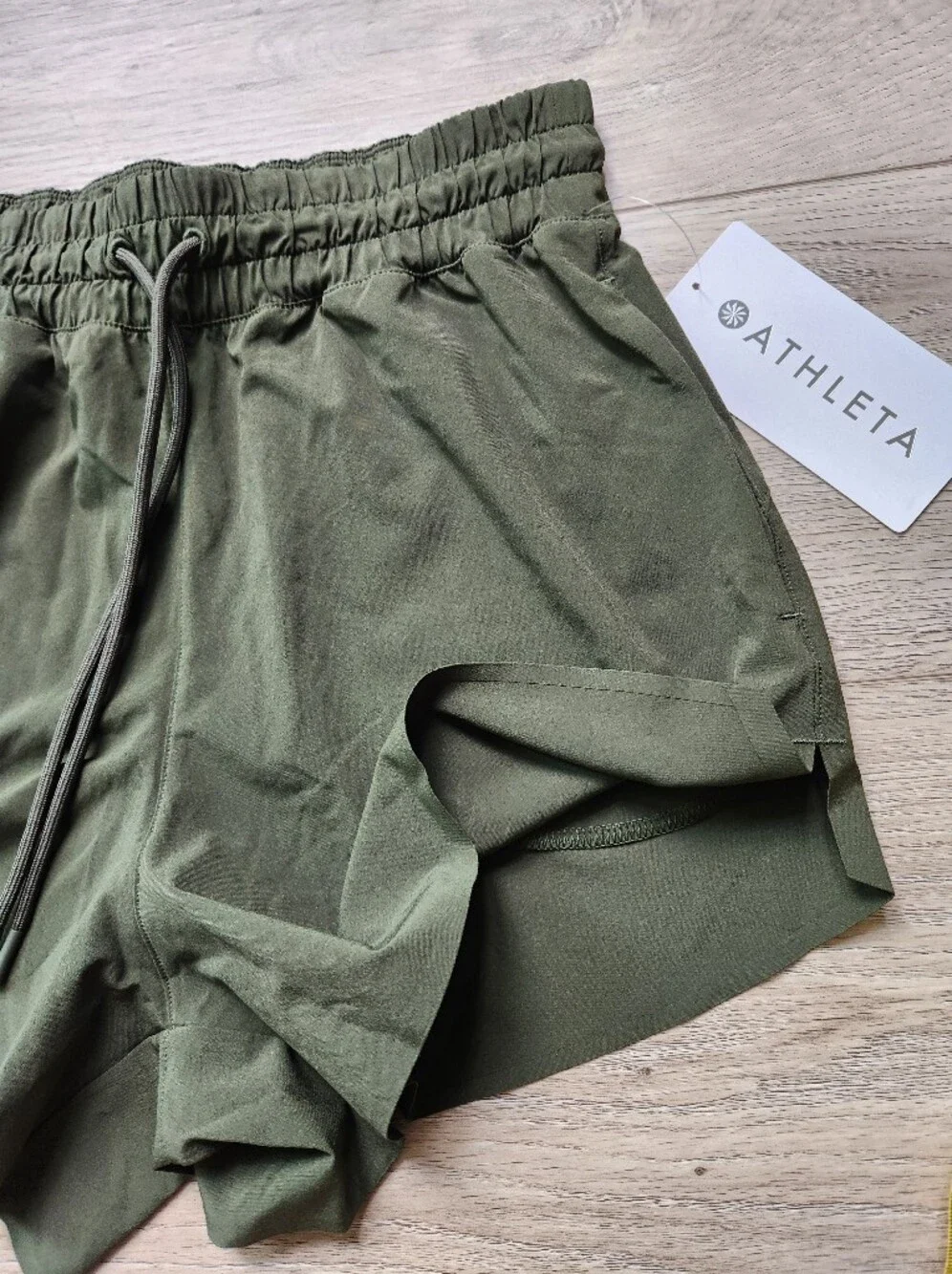 Athleta Crossroads Green Shorts Womens Xs Running Activewear Athleisure Nwt